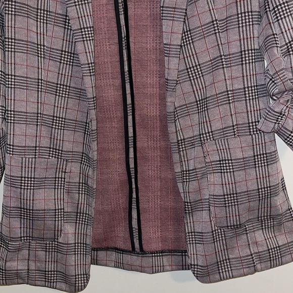 🌹NWT/CANDIE’S PLAID BLAZER - Picture 3 of 7